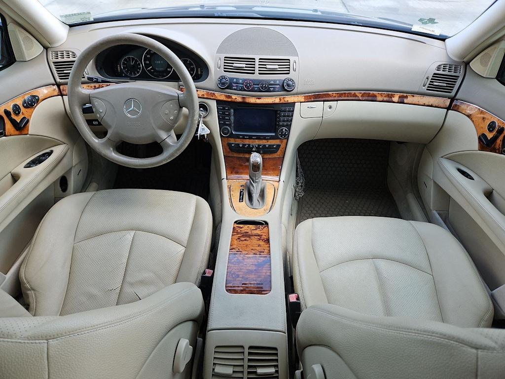 Thumbnail: 2006 Mercedes-Benz E-Class - 8