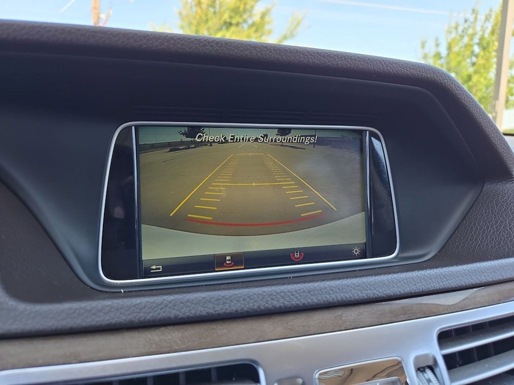 Thumbnail: 2016 Mercedes-Benz E-Class - 33