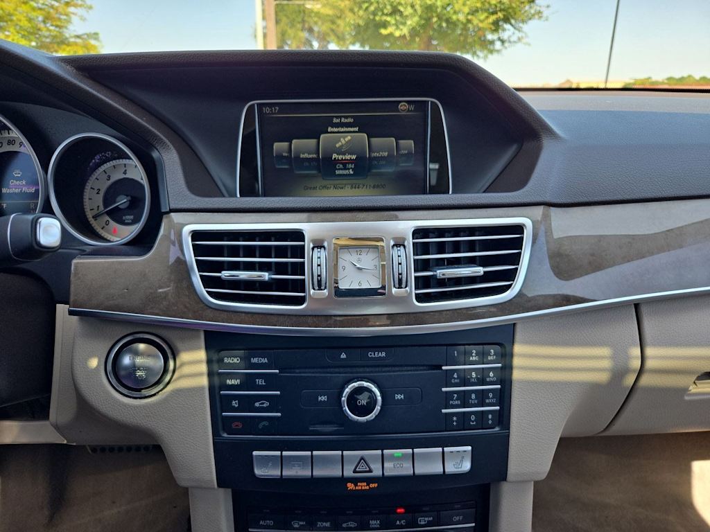 Thumbnail: 2016 Mercedes-Benz E-Class - 14