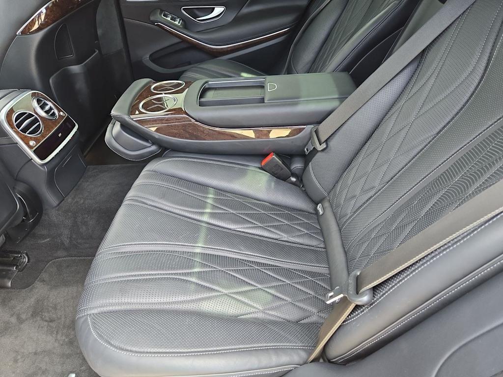 Thumbnail: 2018 Mercedes-Benz S-Class - 11