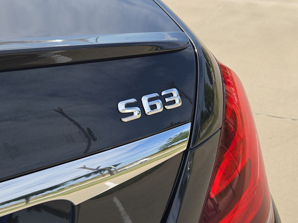 Thumbnail: 2018 Mercedes-Benz S-Class - 22