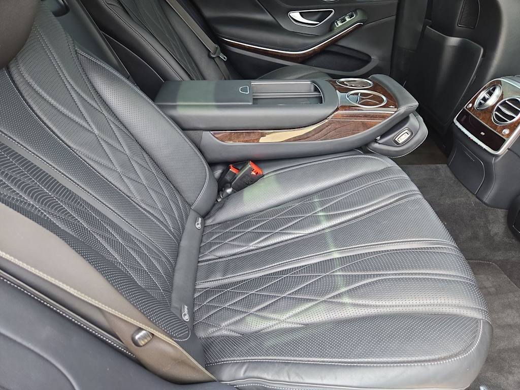 Thumbnail: 2018 Mercedes-Benz S-Class - 25