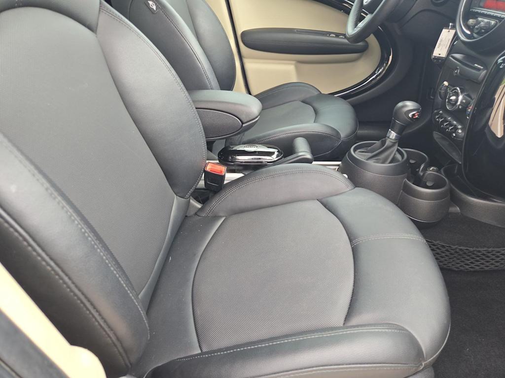 Thumbnail: 2014 MINI Cooper Countryman - 26