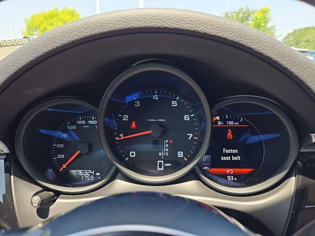 Thumbnail: 2018 Porsche Macan - 16