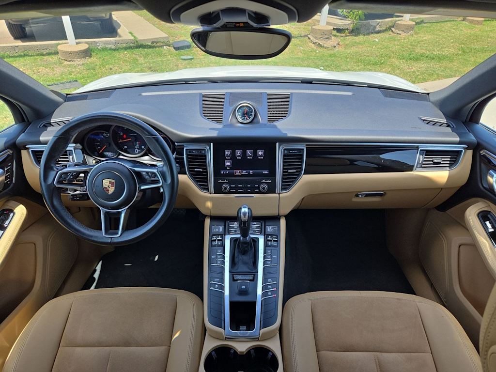 Thumbnail: 2018 Porsche Macan - 9