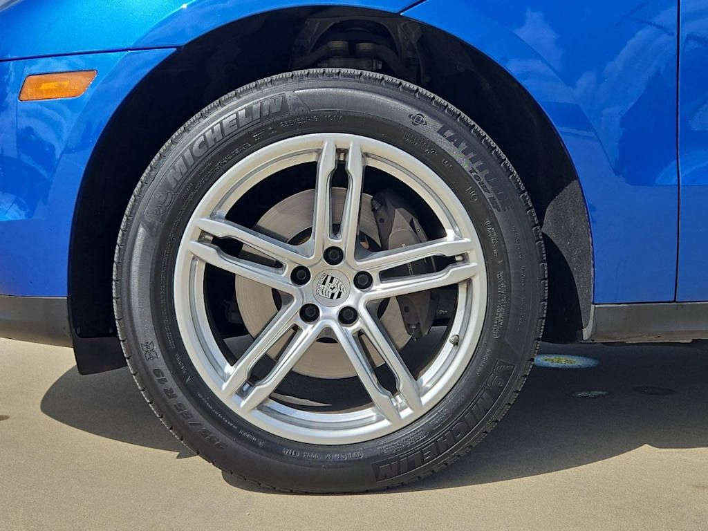 Thumbnail: 2020 Porsche Macan - 8