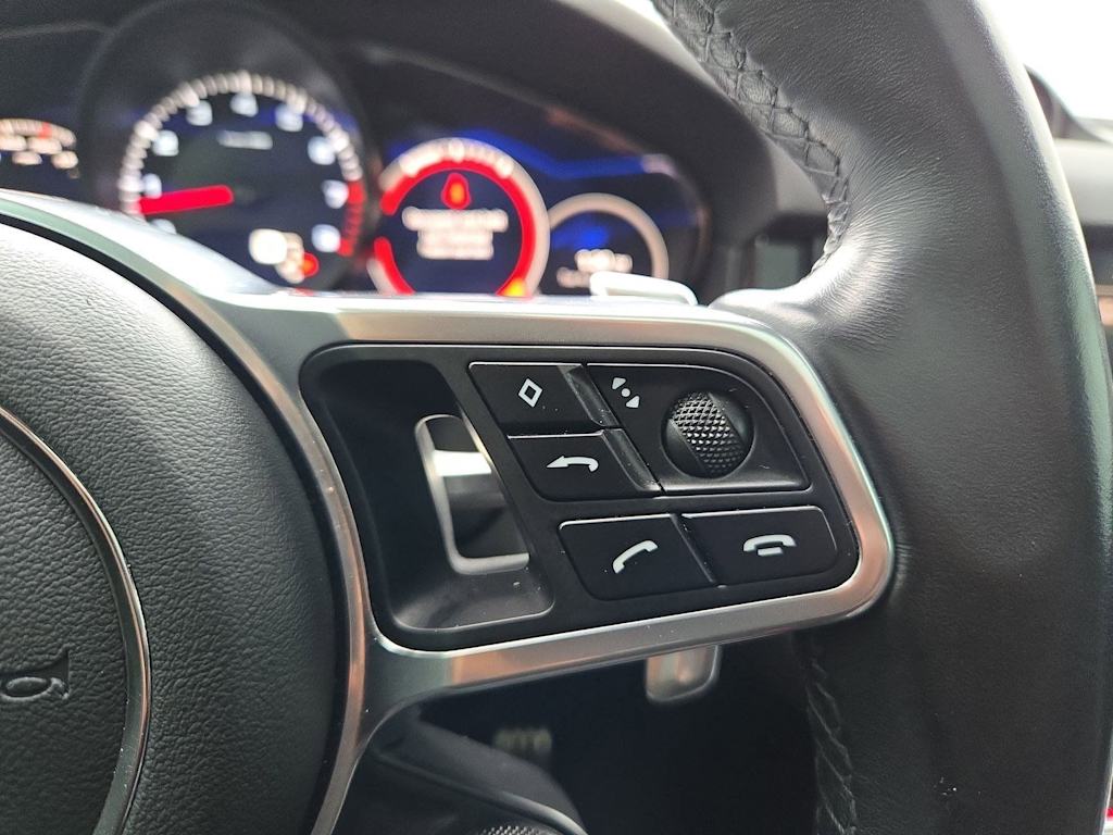 Thumbnail: 2022 Porsche Cayenne - 29