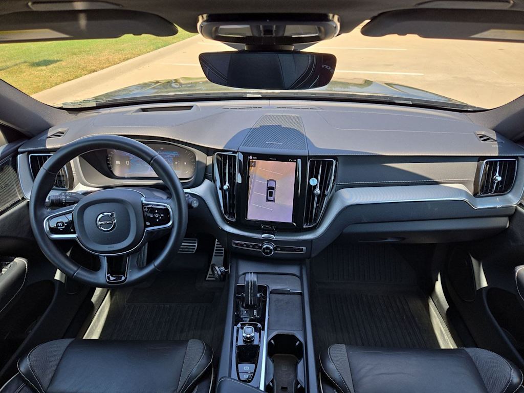 Thumbnail: 2022 Volvo XC60 - 9