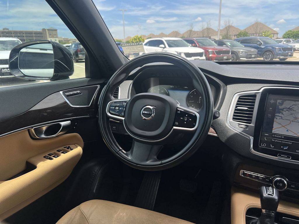 Thumbnail: 2019 Volvo XC90 - 2