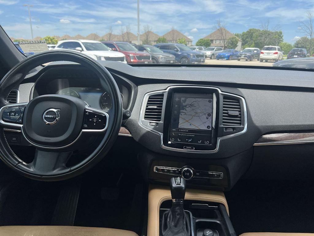Thumbnail: 2019 Volvo XC90 - 10