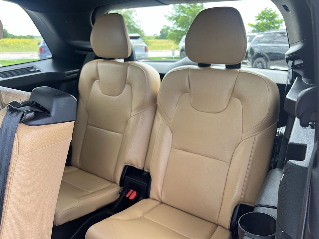 Thumbnail: 2019 Volvo XC90 - 42