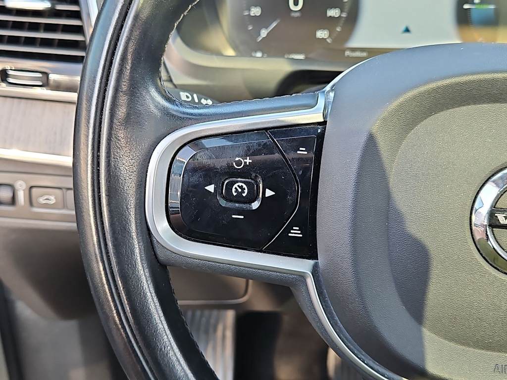 Thumbnail: 2020 Volvo XC90 - 29