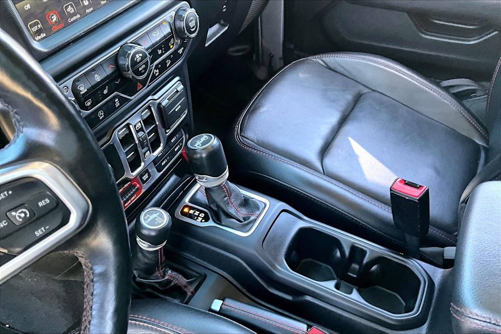 Thumbnail: 2020 Jeep Wrangler - 11