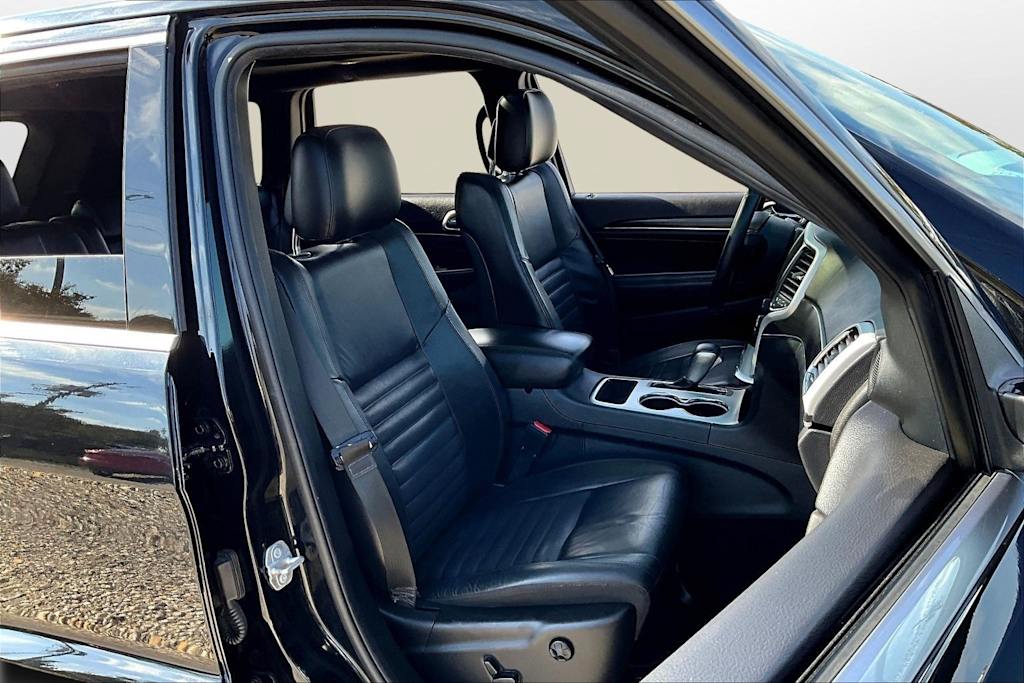 Thumbnail: 2018 Jeep Grand Cherokee - 10