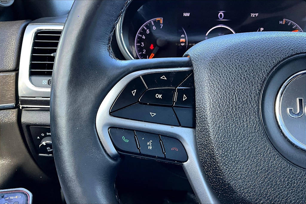 Thumbnail: 2018 Jeep Grand Cherokee - 25