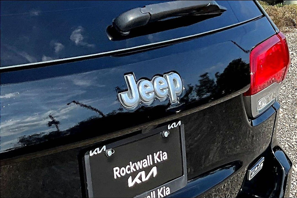 Thumbnail: 2018 Jeep Grand Cherokee - 6