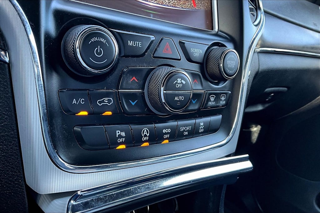 Thumbnail: 2018 Jeep Grand Cherokee - 28