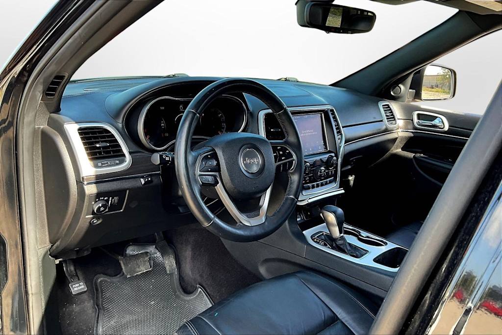 Thumbnail: 2018 Jeep Grand Cherokee - 13