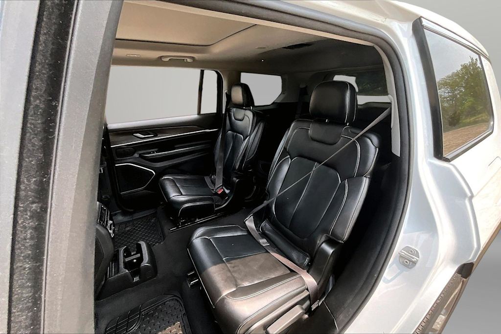 Thumbnail: 2021 Jeep Grand Cherokee L - 10