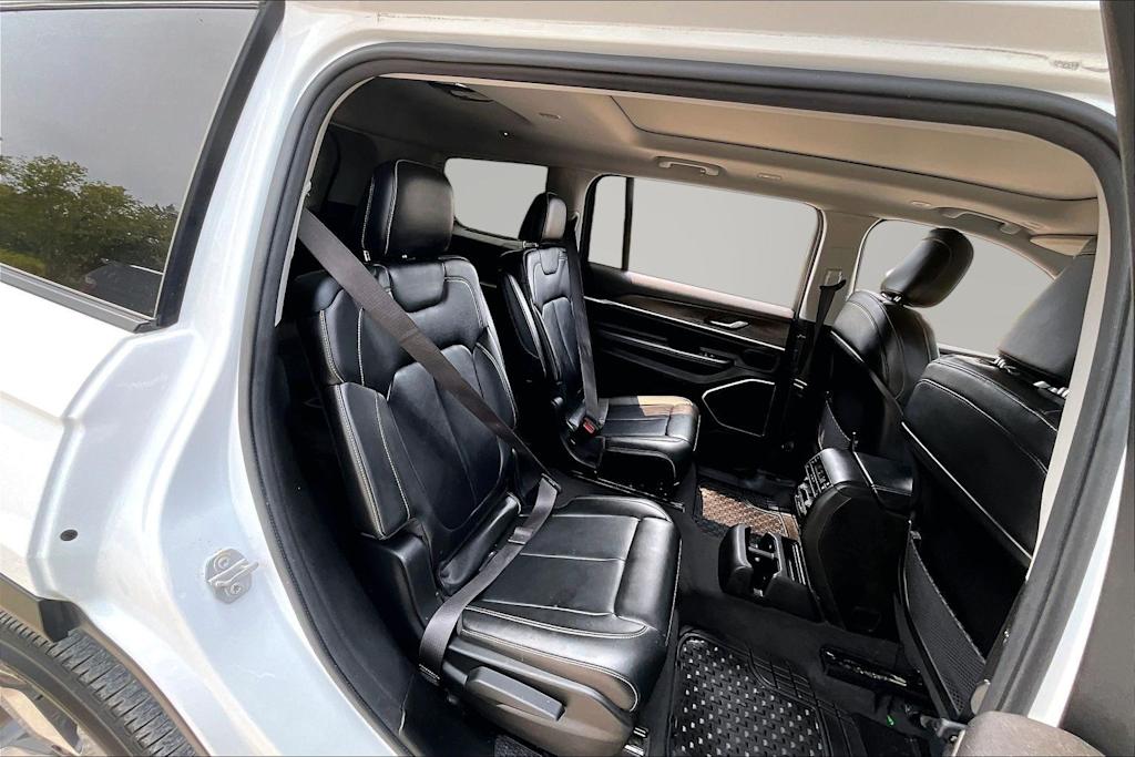 Thumbnail: 2021 Jeep Grand Cherokee L - 27