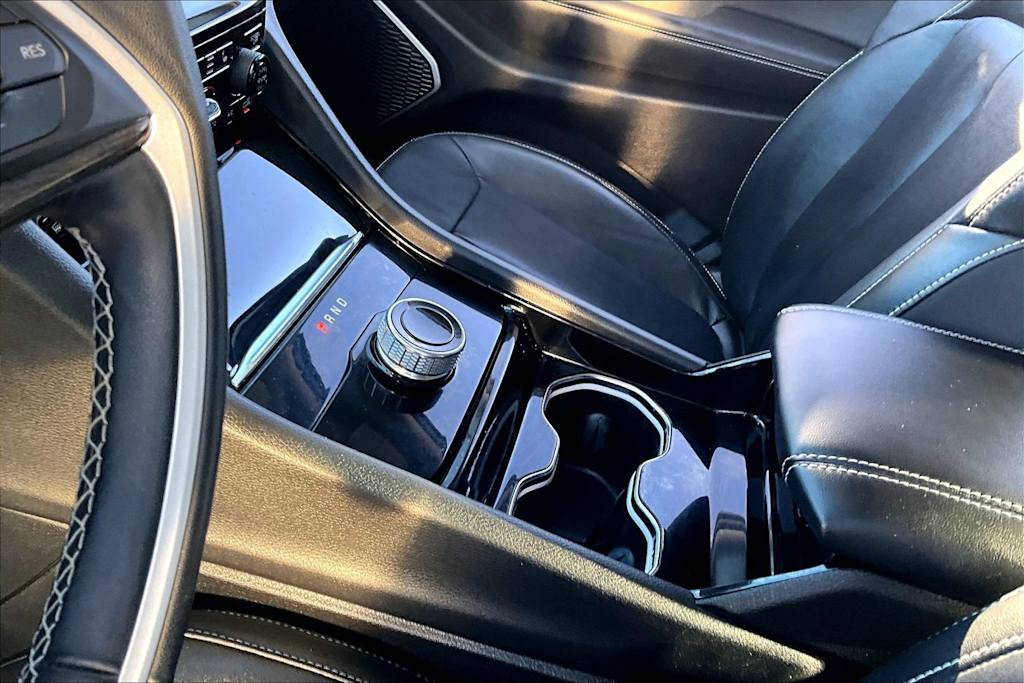 Thumbnail: 2022 Jeep Grand Cherokee L - 15