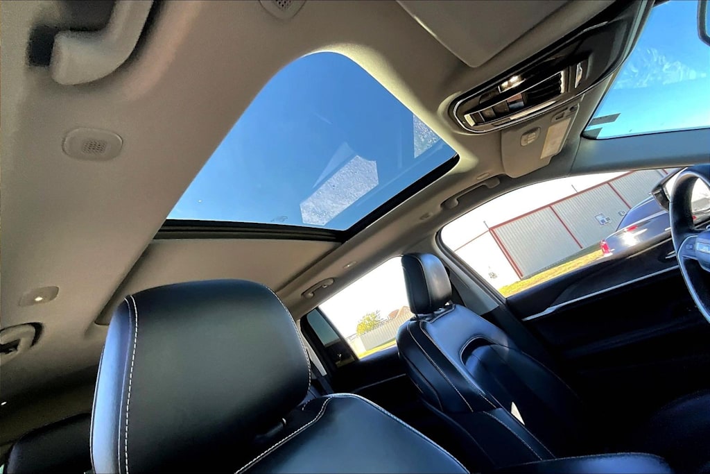 Thumbnail: 2021 Jeep Grand Cherokee L - 20