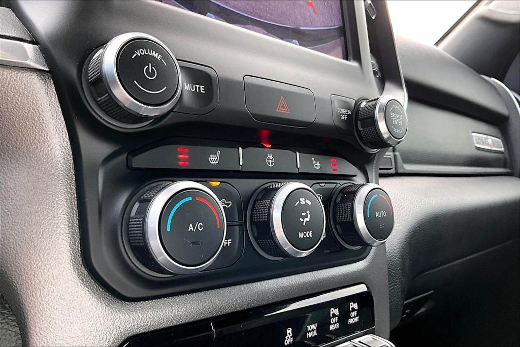 Thumbnail: 2021 RAM 1500 - 26