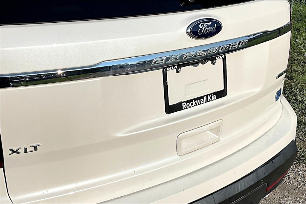 Thumbnail: 2013 Ford Explorer - 33