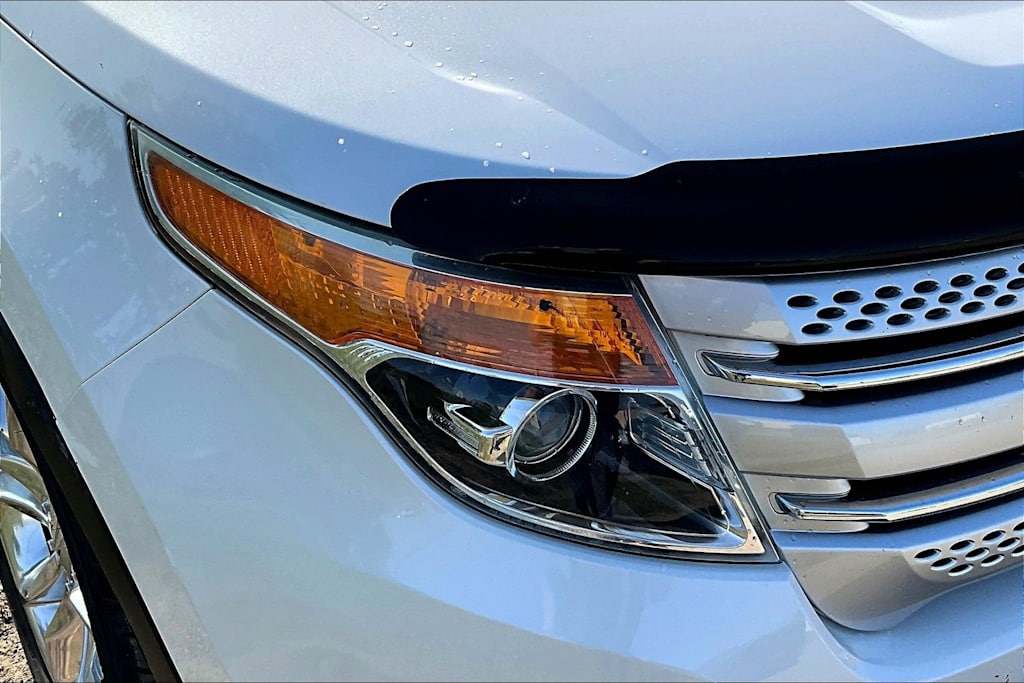 Thumbnail: 2013 Ford Explorer - 31