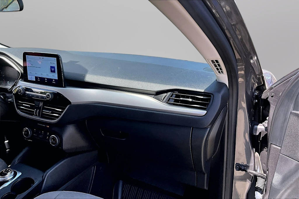 Thumbnail: 2021 Ford Escape - 17