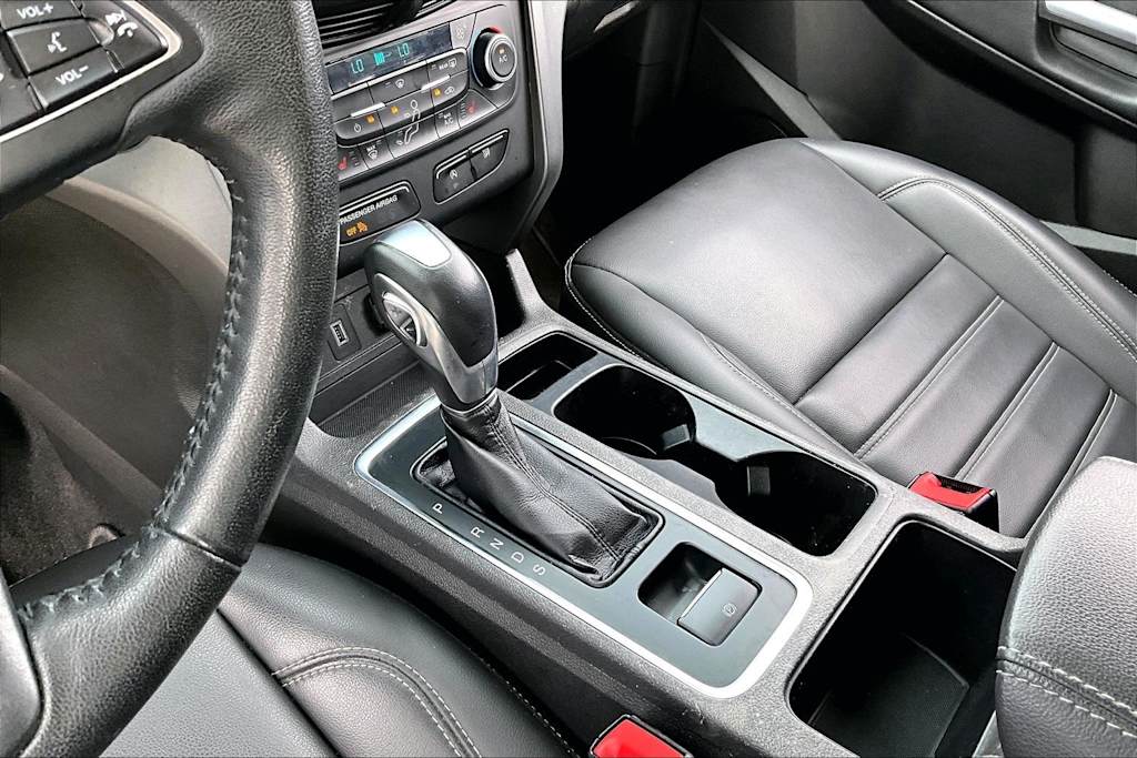 Thumbnail: 2019 Ford Escape - 14