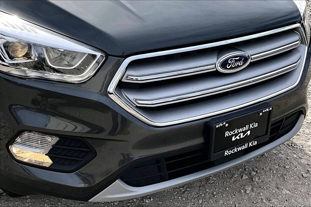 Thumbnail: 2019 Ford Escape - 30