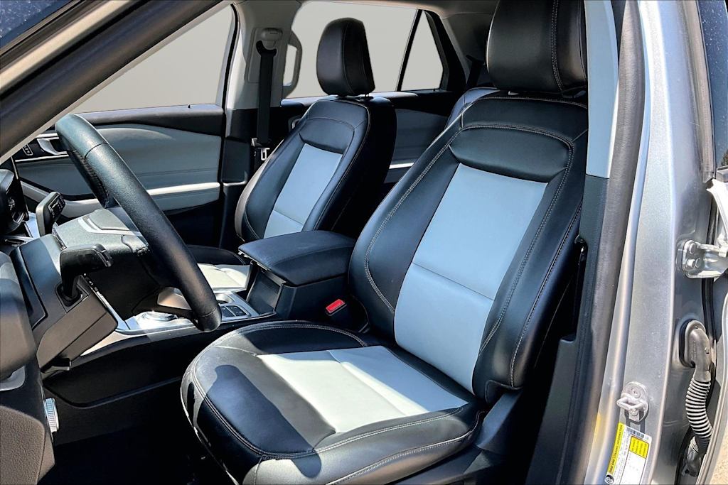 Thumbnail: 2022 Ford Explorer - 9