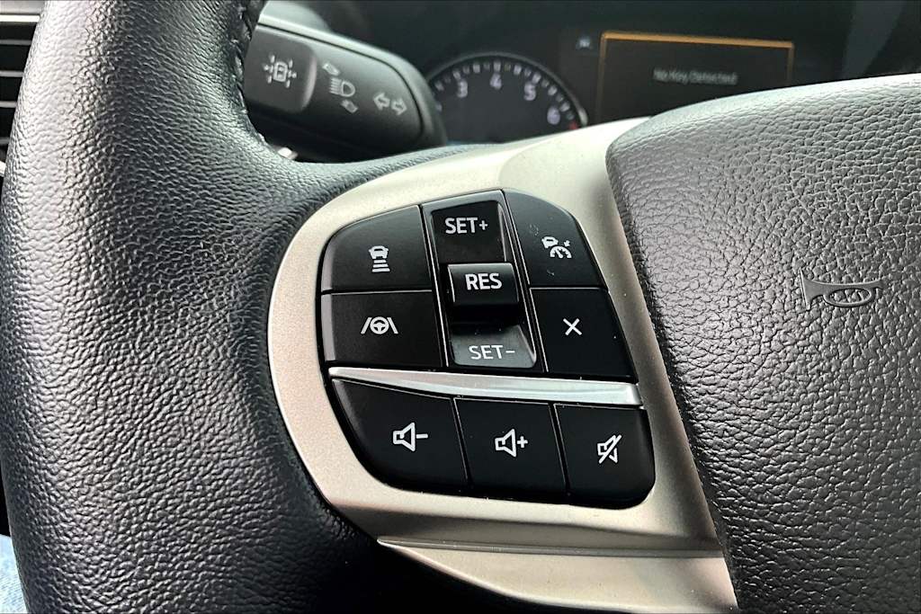 Thumbnail: 2022 Ford Explorer - 21