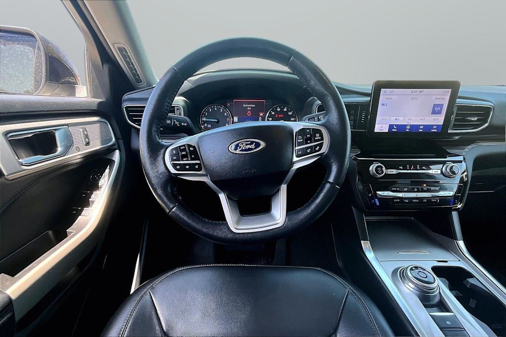 Thumbnail: 2022 Ford Explorer - 2