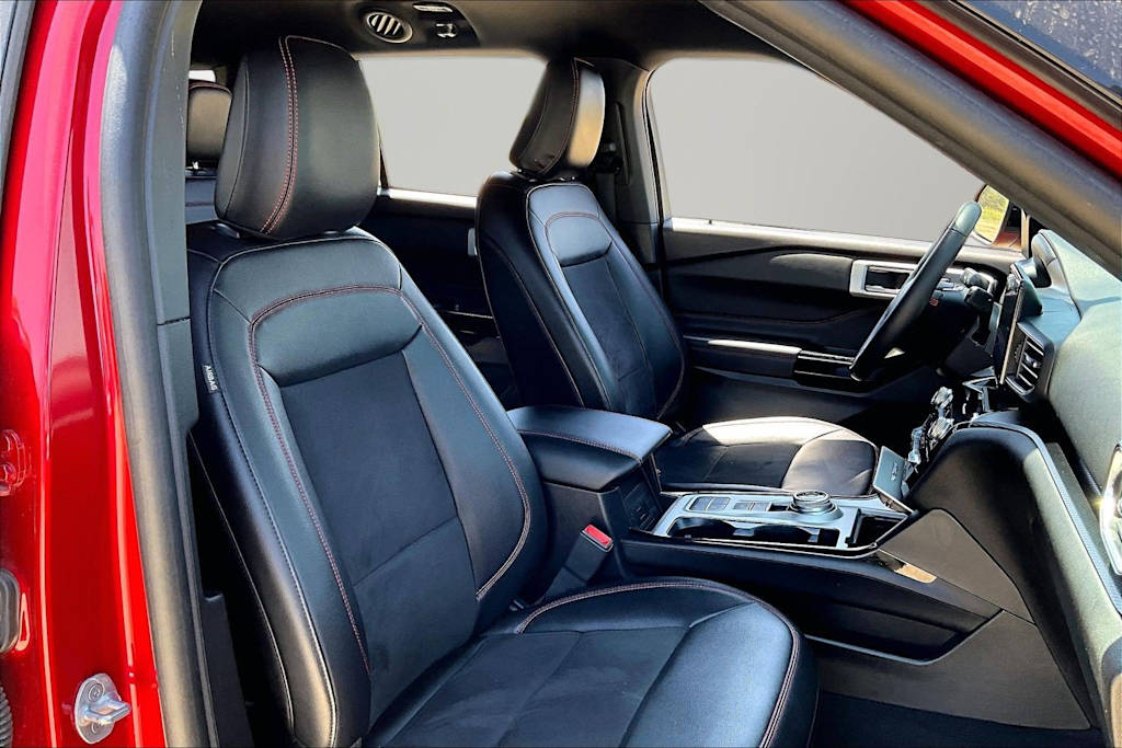 Thumbnail: 2023 Ford Explorer - 9
