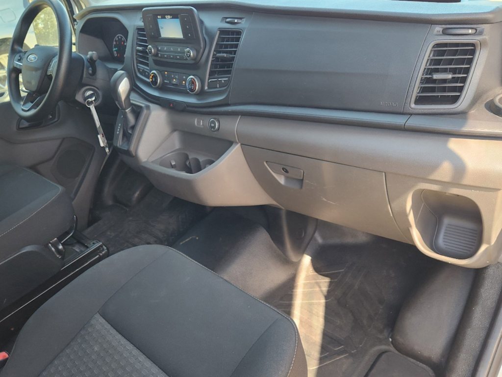 2021 Ford Transit Series 250 10