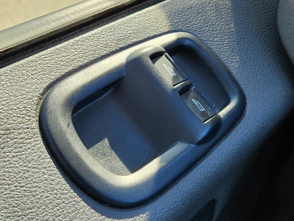 2021 Ford Transit Series 250 28