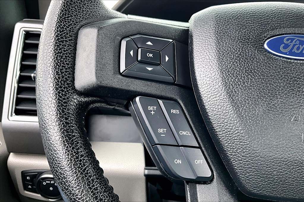 Thumbnail: 2015 Ford F-150 - 21
