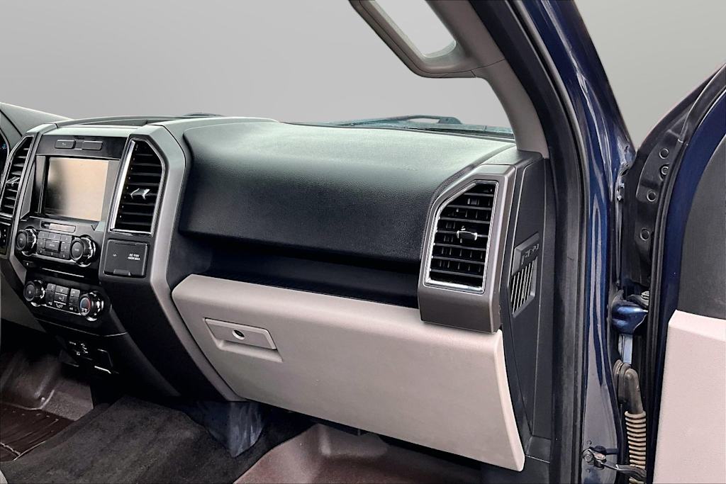 Thumbnail: 2015 Ford F-150 - 19