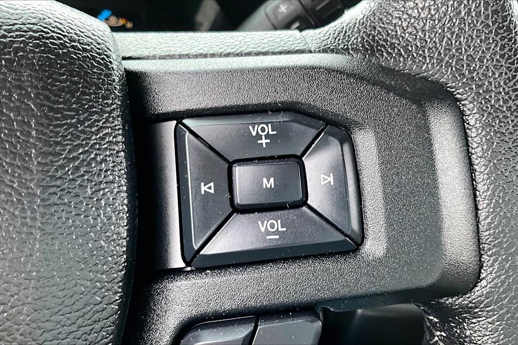 Thumbnail: 2015 Ford F-150 - 23