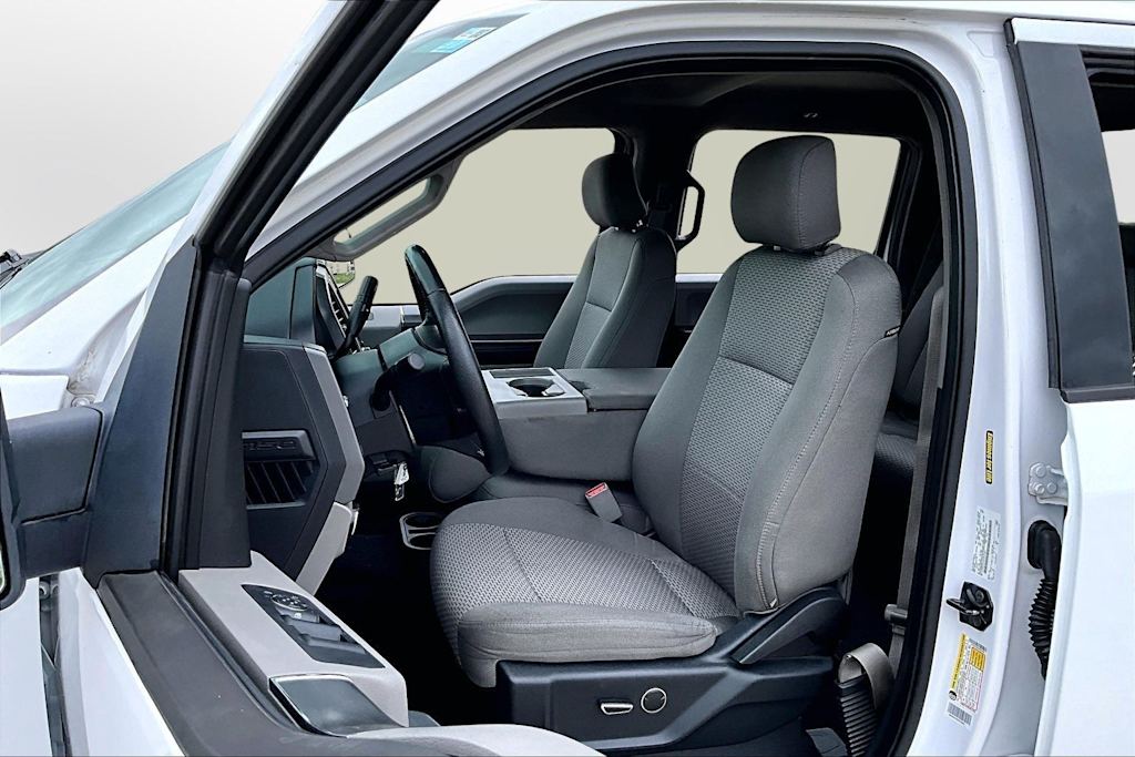 Thumbnail: 2015 Ford F-150 - 10