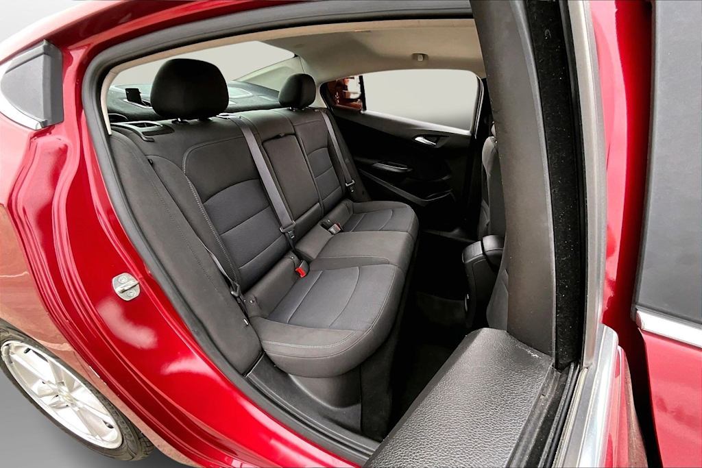 Thumbnail: 2017 Chevrolet Cruze - 27