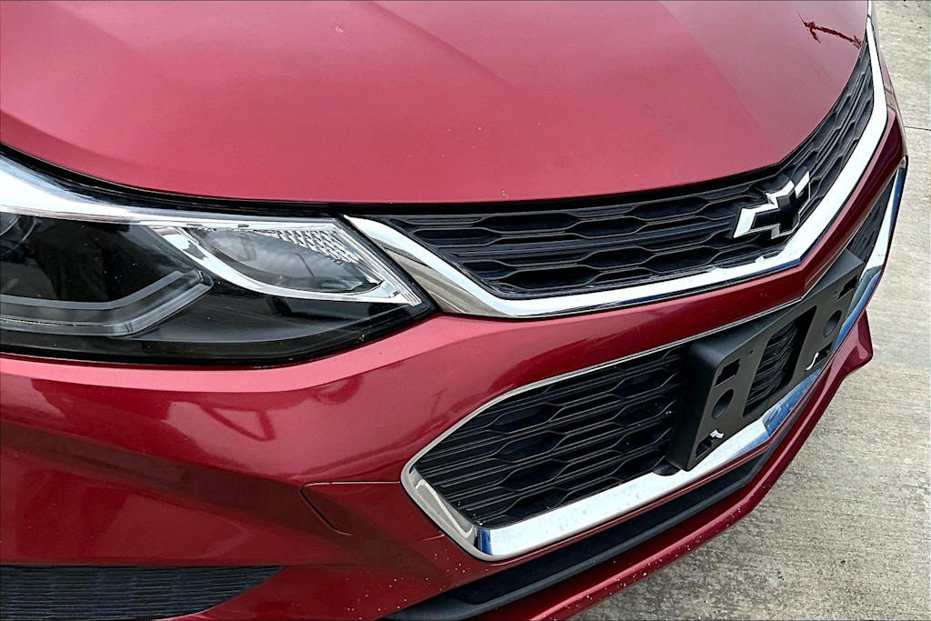 Thumbnail: 2017 Chevrolet Cruze - 28