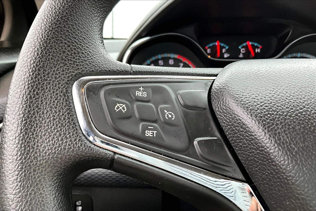 Thumbnail: 2017 Chevrolet Cruze - 22