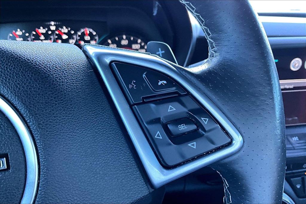 Thumbnail: 2016 Chevrolet Camaro - 18