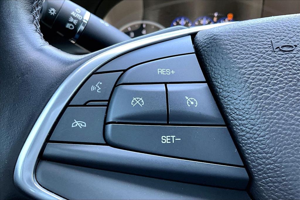 Thumbnail: 2016 Cadillac CT6 - 16