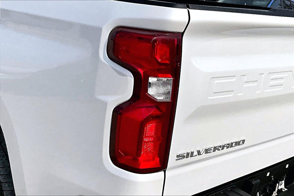 Thumbnail: 2022 Chevrolet Silverado 1500 - 31