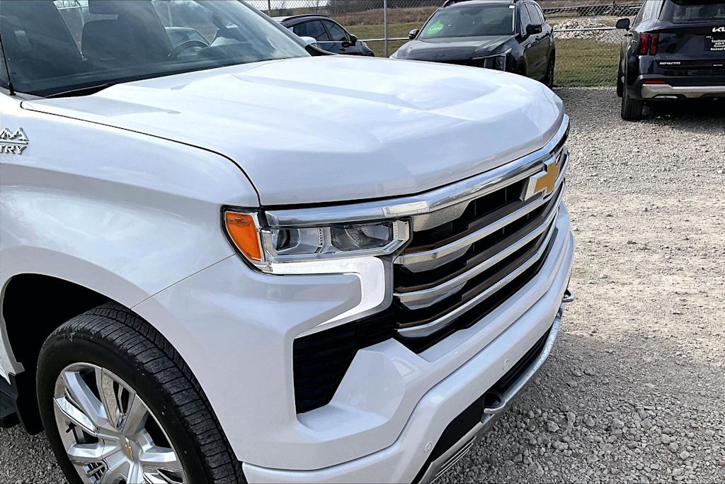 Thumbnail: 2022 Chevrolet Silverado 1500 - 30
