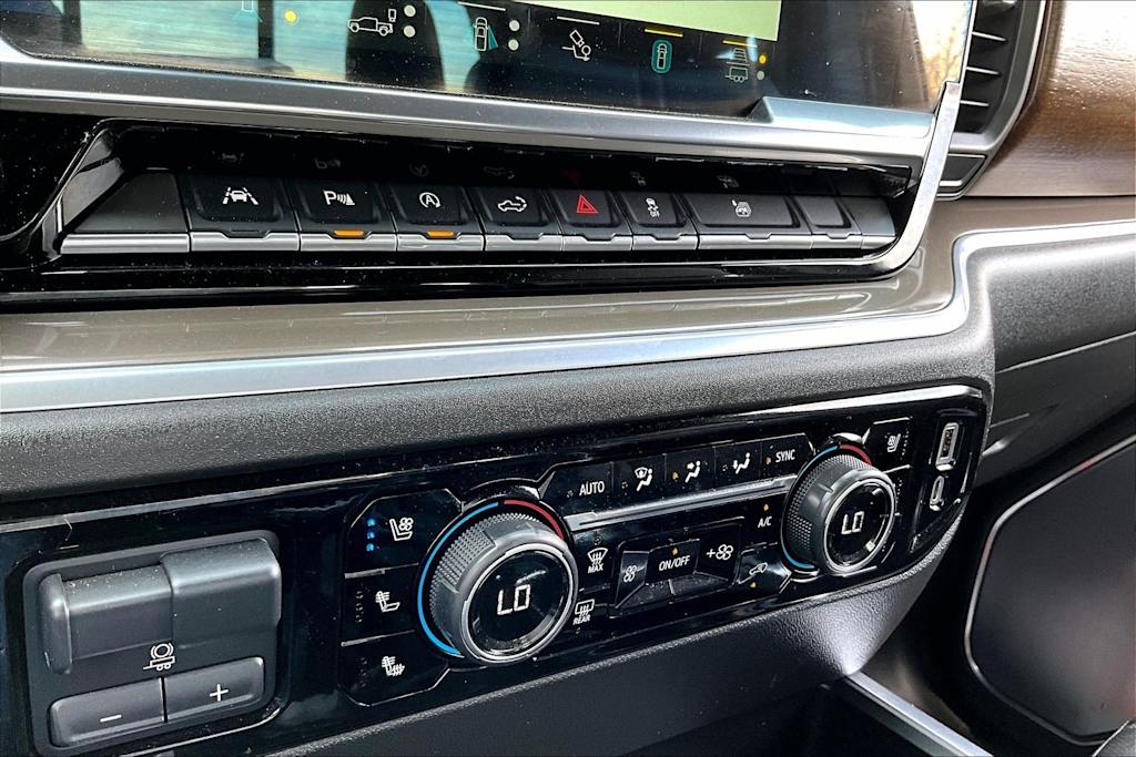 Thumbnail: 2022 Chevrolet Silverado 1500 - 26